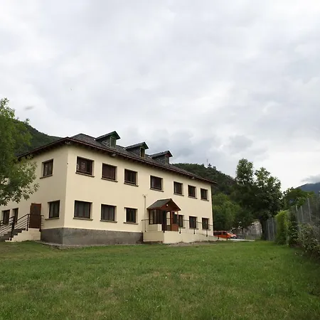 Casa De Colonies Vall De Boi - Verge Blanca